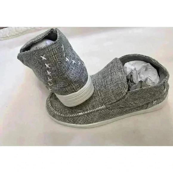 Outwoods Grey Slip On Moccasins - Picture 3 of 7